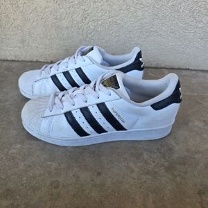 Adidas Kids Youth Sz 5.5 Superstar White and Black Shoes